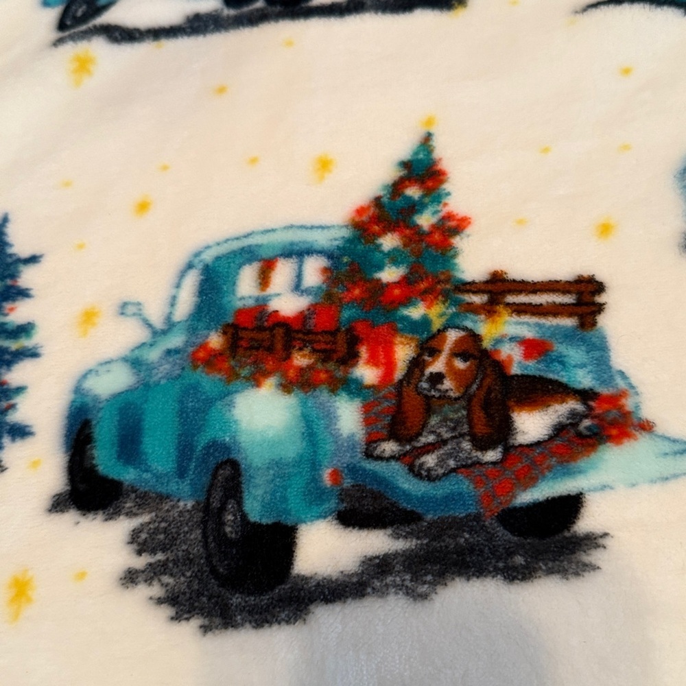 Pioneer Woman Velvet Vintage Truck Christmas Blanket & Dinnertime Cookbook Gift